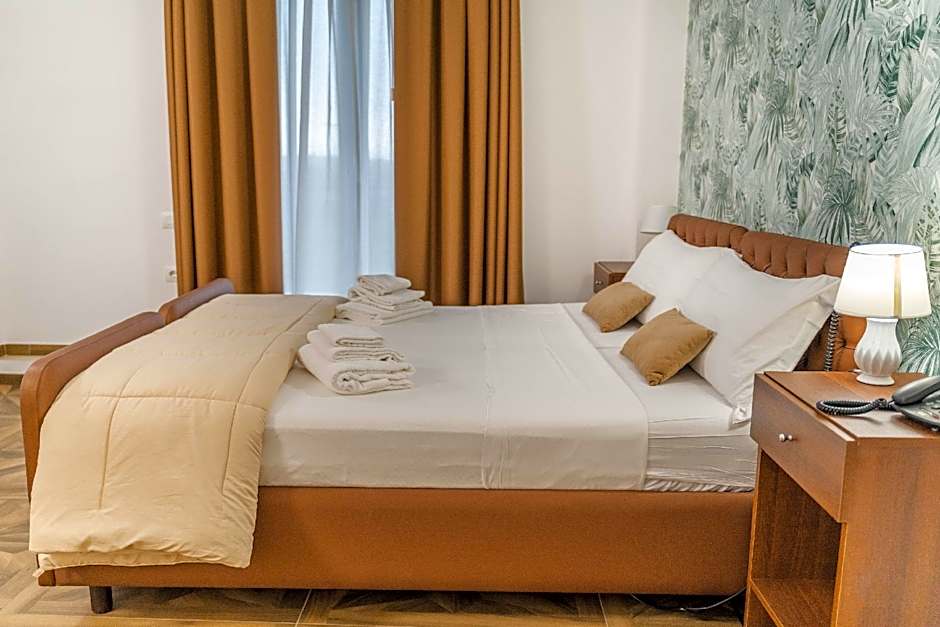 Kairos Hotel