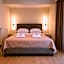 Hotel Avra