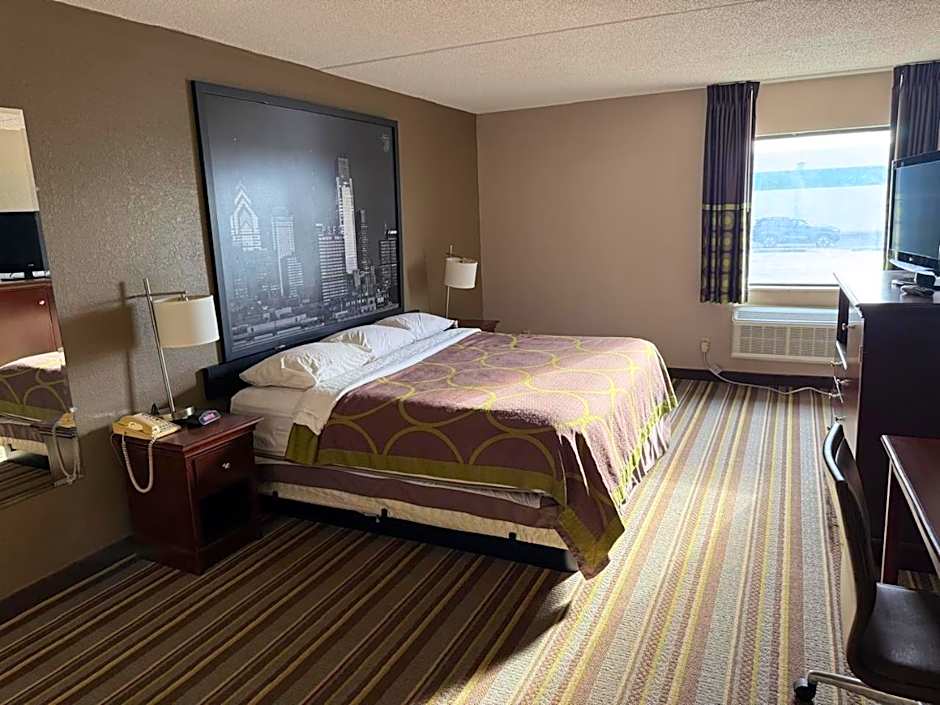 Super 8 by Wyndham Chambersburg I-81