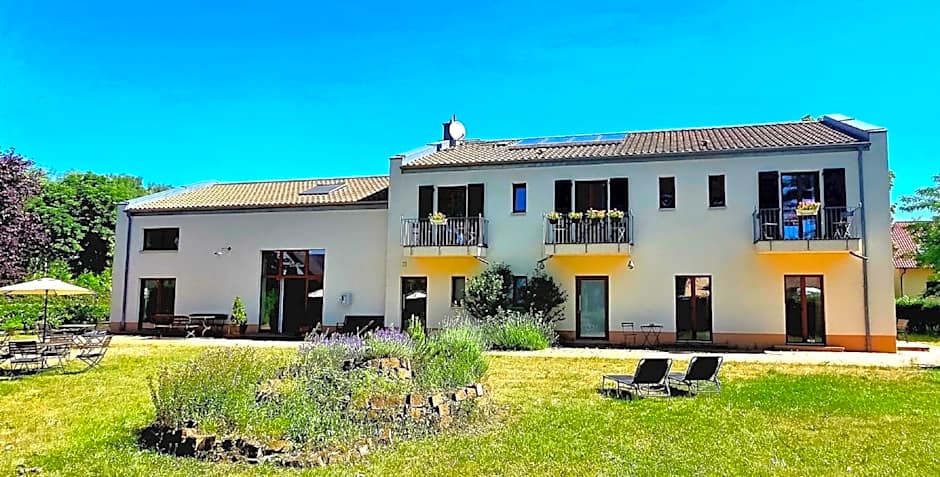 Cellino Hotel Prieros