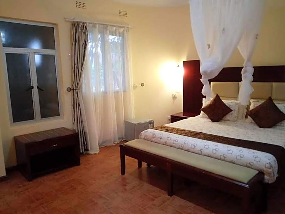 Chamba Valley Exotic Hotel