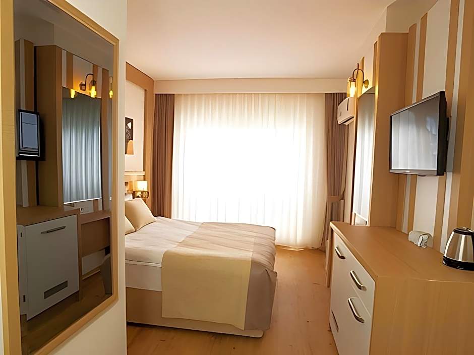 Lara Garden Butik Hotel