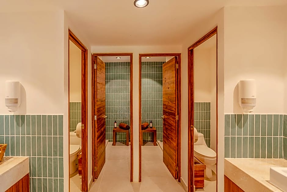 Nomads Hotel & Beachclub