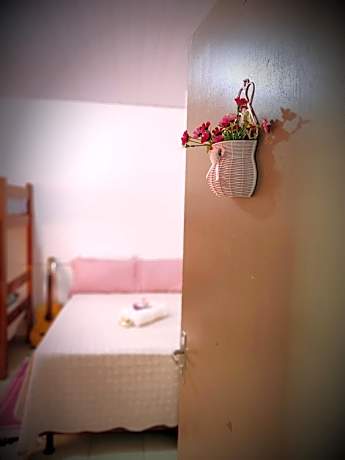 Mixed Dormitory Room