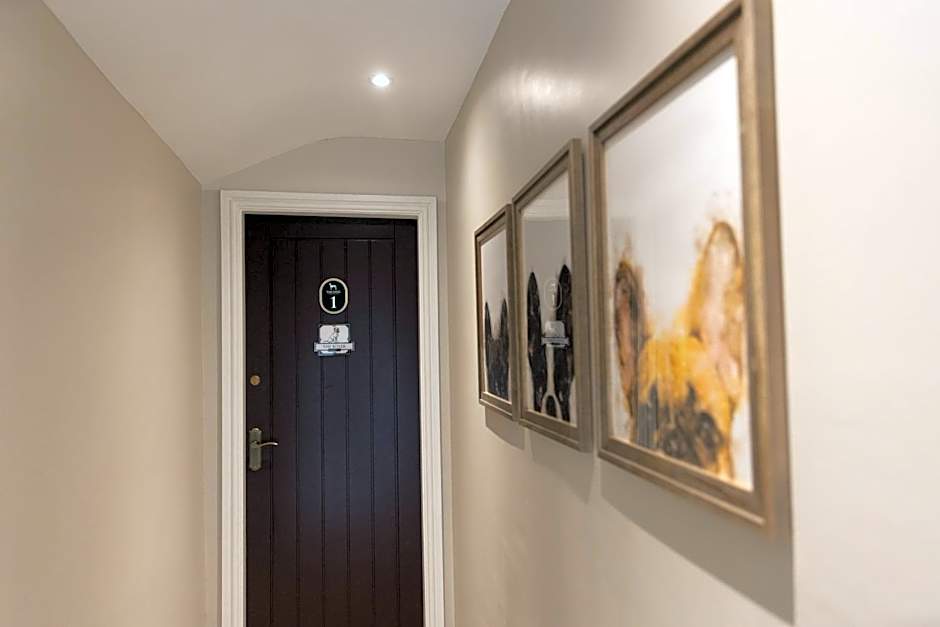 The Dog in Over Peover