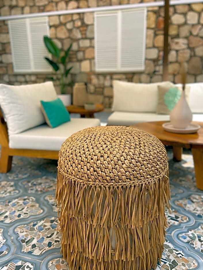 Noa's Boutique Hotel