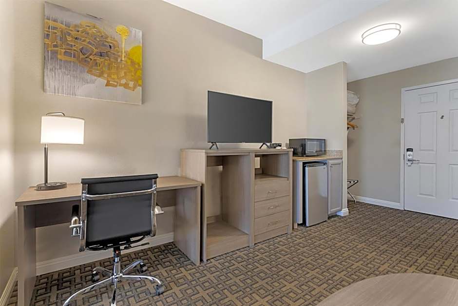 Best Western Kettleman City Inn & Suites