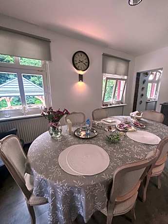 Small Single Room