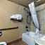 Quality Inn & Suites Des Moines - Merle Hay Road