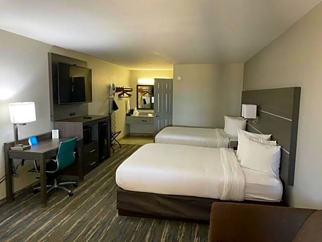 Days Inn by Wyndham Wagoner
