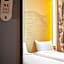 B&B HOTEL Paris Meudon Vélizy