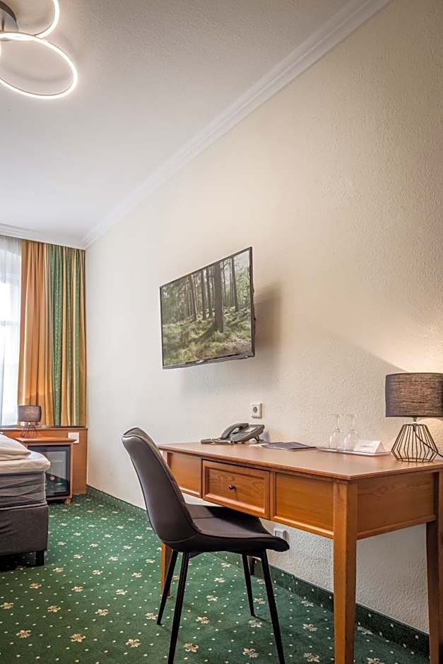 Hotel-Gasthof Höttl