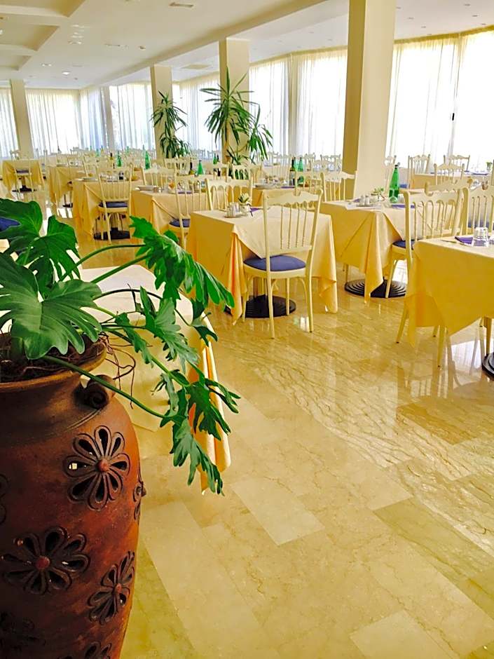 Hotel De Amicis