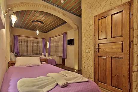 Deluxe Triple Room with Balcony