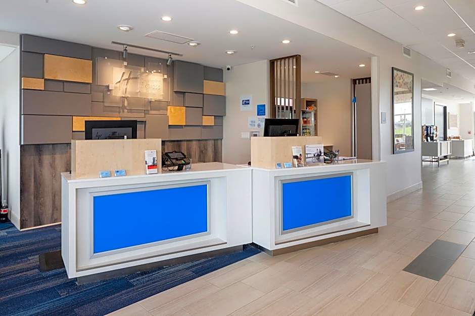 Holiday Inn Express And Suites Bourbonnais East - Bradley By IHG
