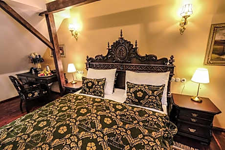 Double Room with Patio