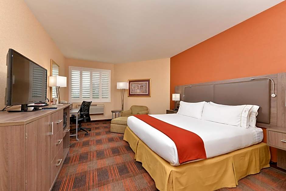 Holiday Inn Express Hotel & Suites Elk Grove Ctrl - Sacramento S By IHG