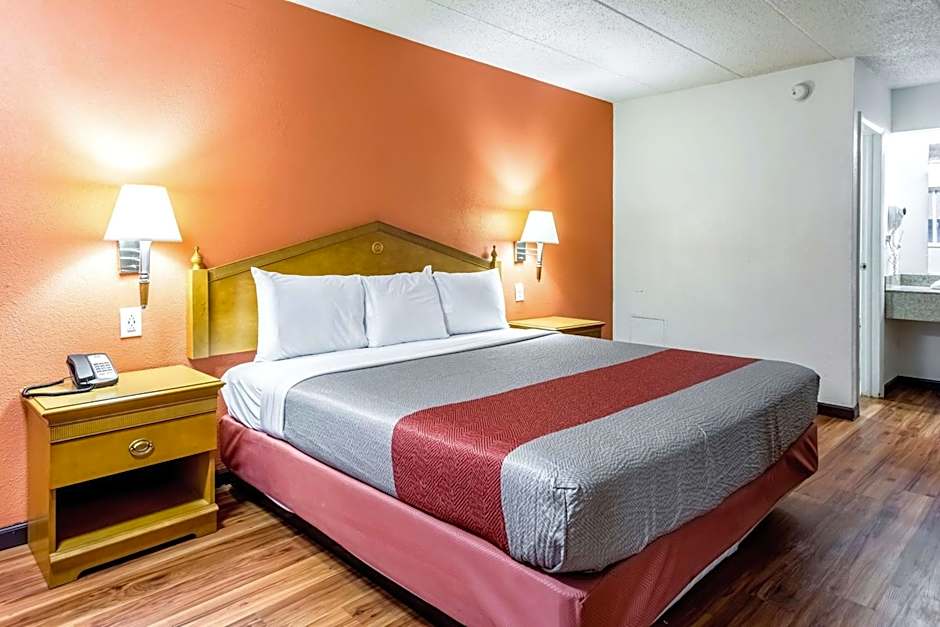 Motel 6-Grove City, OH