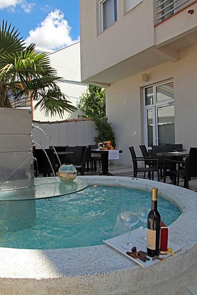 Garni Boutique Hotel Arta