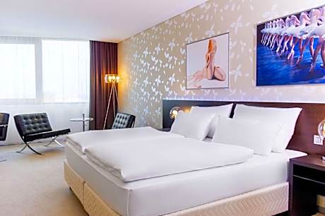 Standard room (2ad + 1ch)