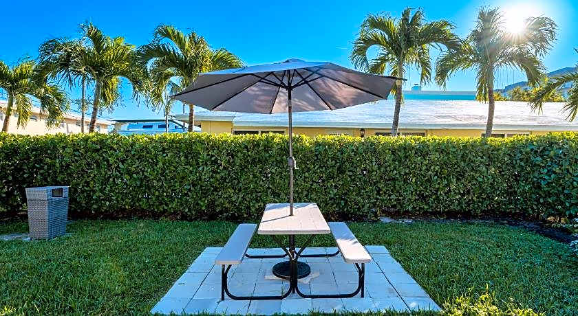 PRAIA Hotel Hollywood