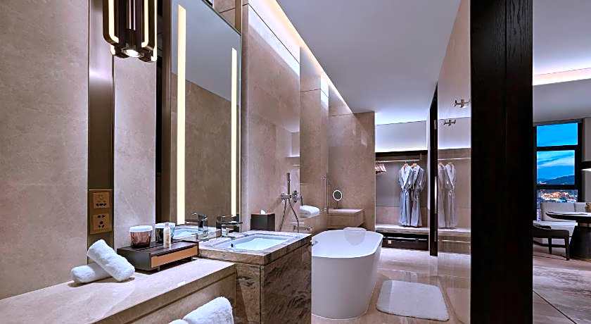 Hilton Lanzhou City Center