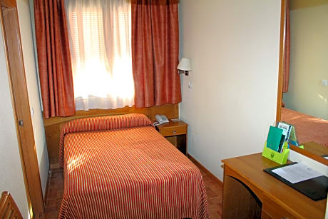 Single use with bed width 120 cm