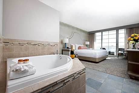 King Room with Soaking Tub and Ocean View