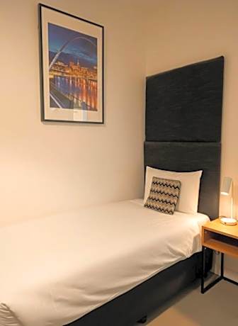 Standard Single Room with Shared Bathroom