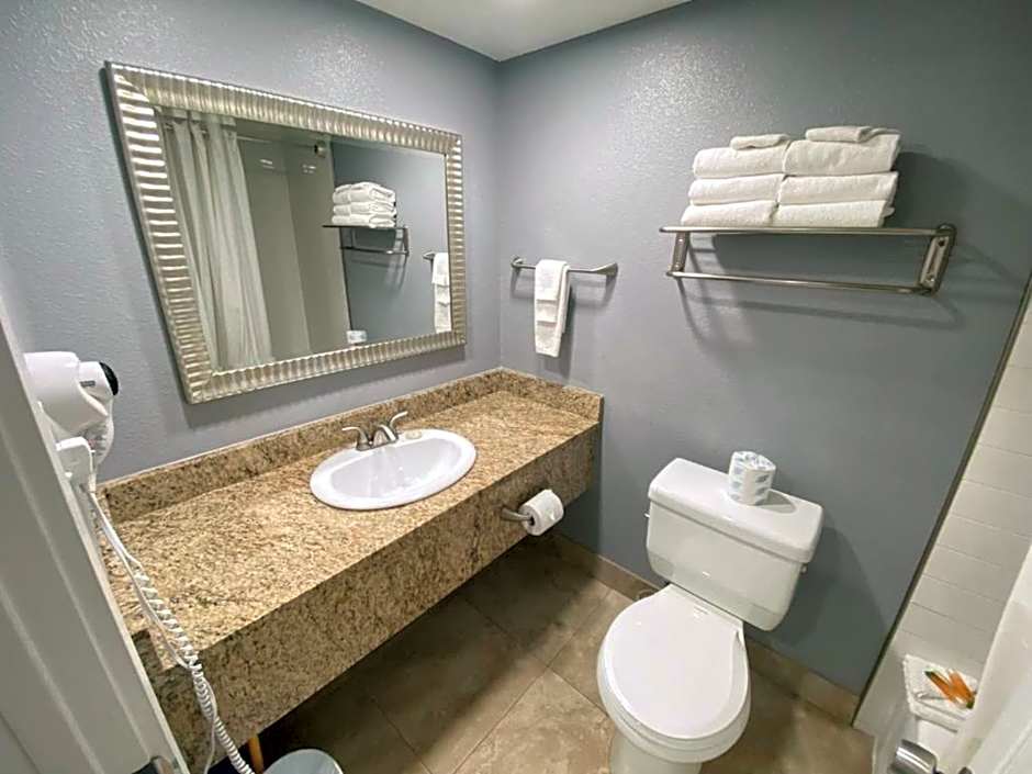 Celebration Suites At Old Town