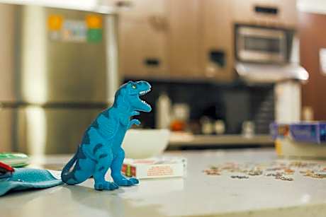 Studio Suite with Two Queen Beds, Sofa Bed and Accessible Tub - Disability Access