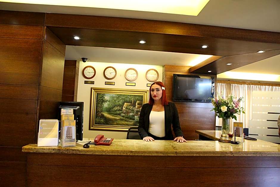 Holiday Home Suites