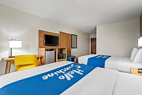 2 Queen Beds 2ND Floor Non-Smoking