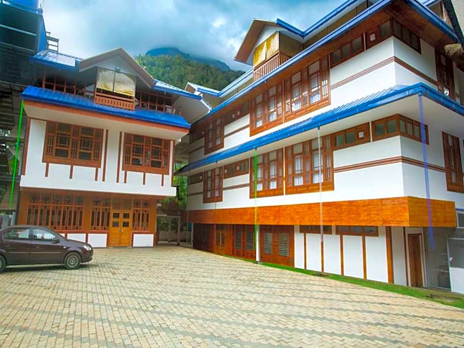 At Wood Resort Munnar