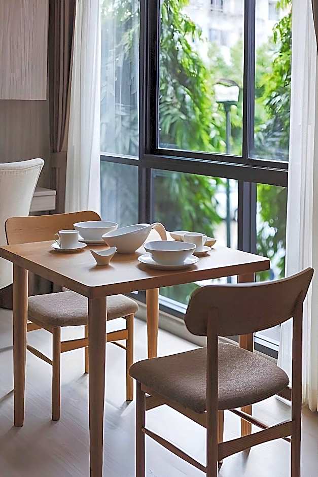 Madera Residence Sriracha