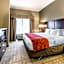 Comfort Suites Commerce