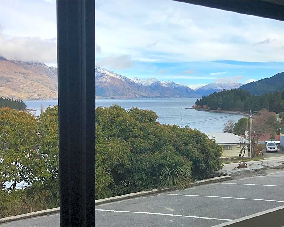 Earnslaw Lodge