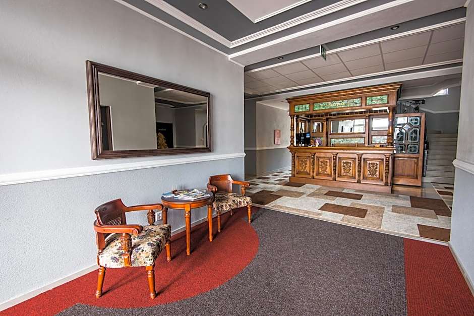 Hotel David with Free Parking