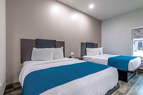 Queen Room with Two Queen Beds - Non-Smoking