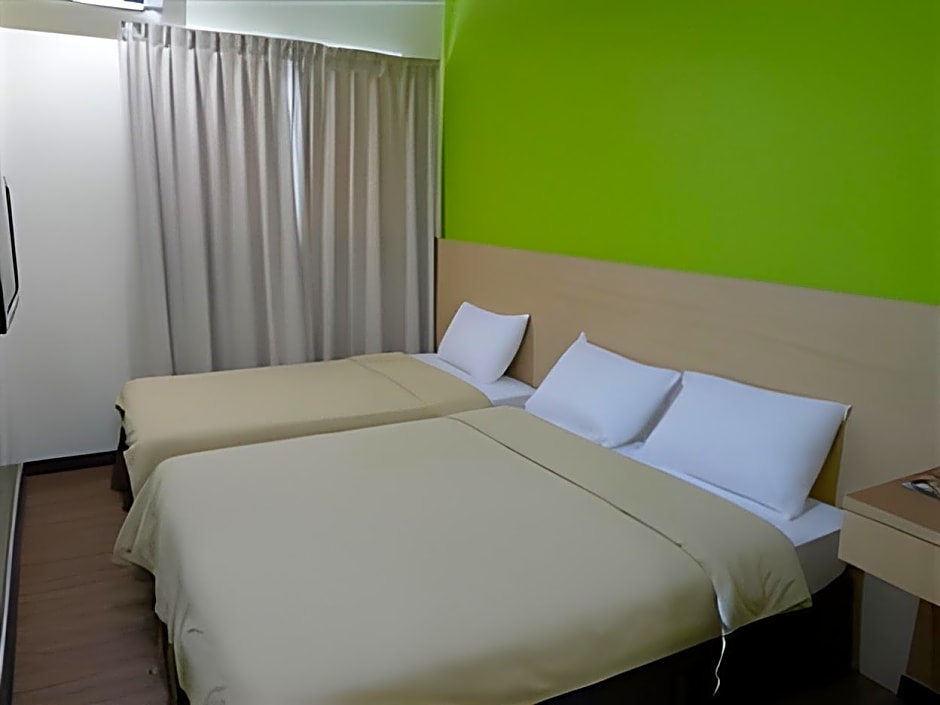 Maxim Hotel Kota Kinabalu