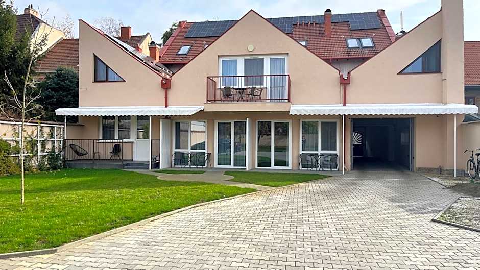 Rezidex Apartmanház