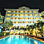 Sisombat Plaza Hotel