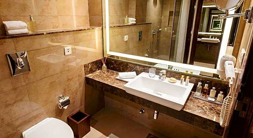 Shervani Hotel Nehru Place