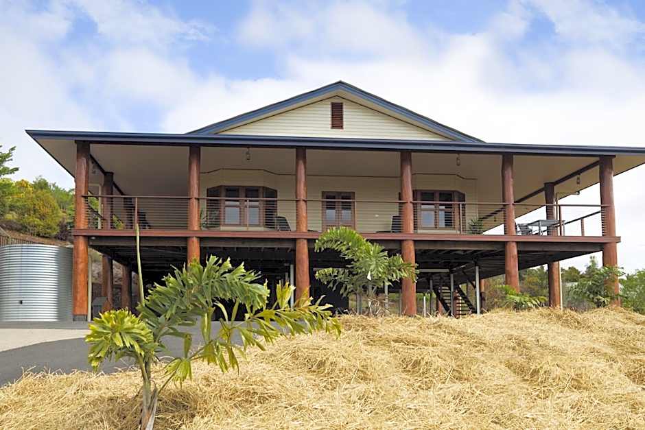 Photo 1 of 31 of The Summit Bed & Breakfast