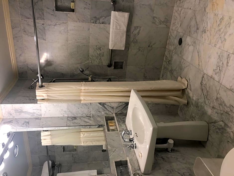 Hotel Elysee by Library Hotel Collection