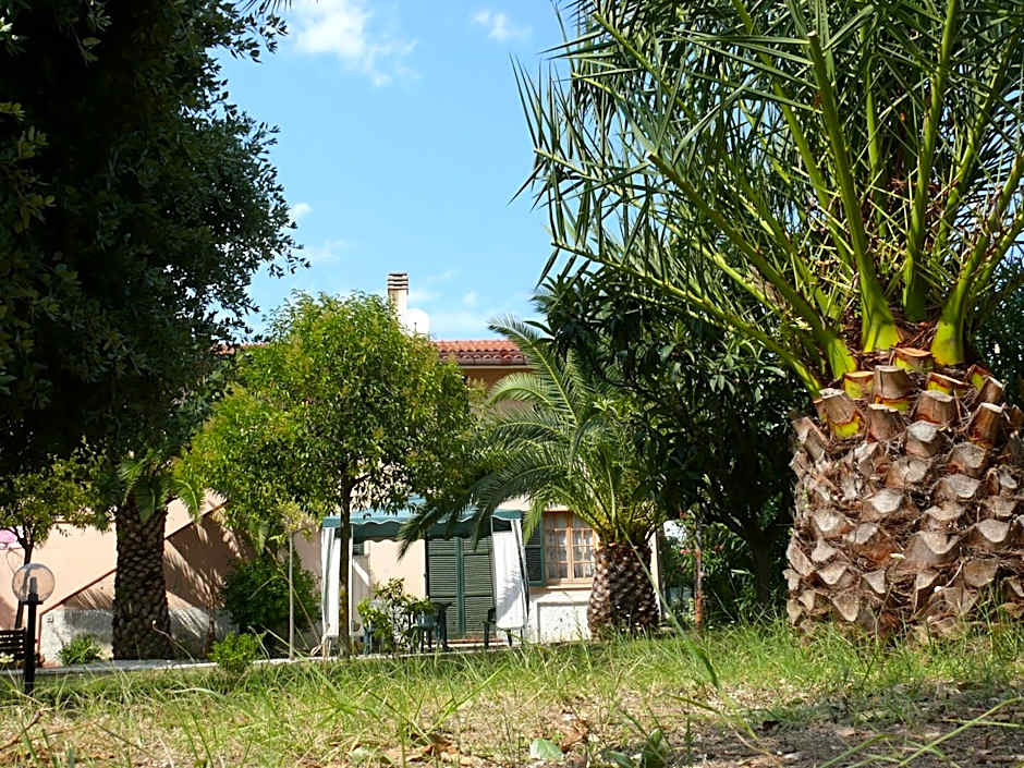 Bed&Breakfast Giardino Agritourist