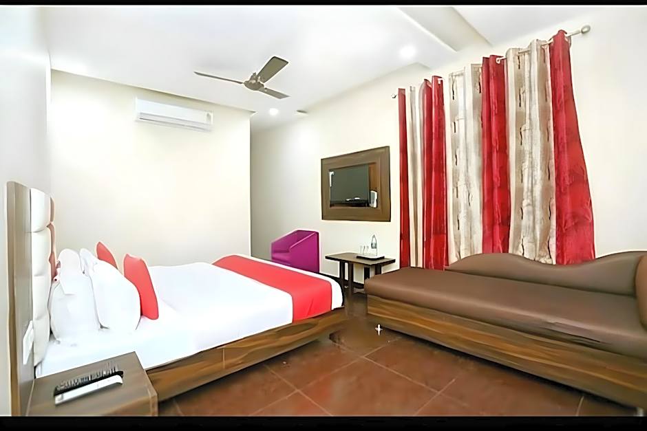 Hotel Sukhman International