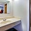 Days Inn & Suites by Wyndham St. Ignace Lakefront