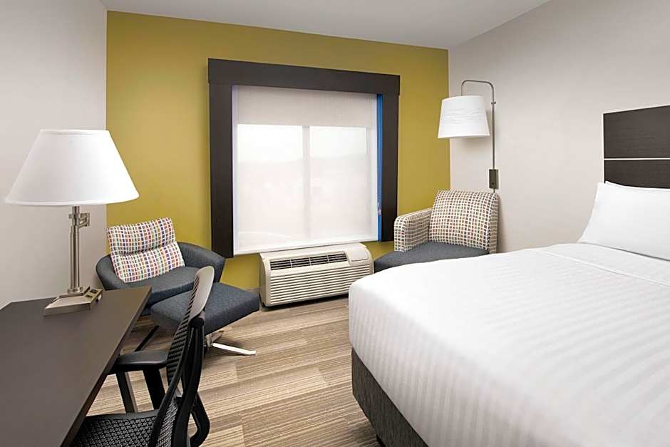 Holiday Inn Express Knoxville-Strawberry Plains By IHG