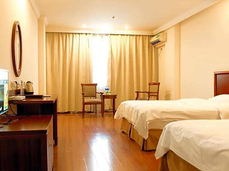 Greentree Inn Yizheng Zhenzhou East Road